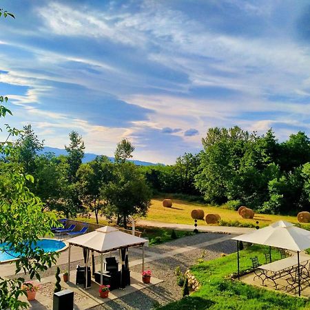 Agriturismo Borgo Biaia Villa Camporgiano Ngoại thất bức ảnh