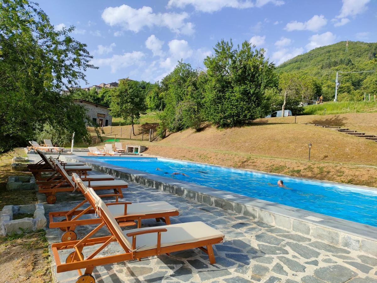 Agriturismo Borgo Biaia Camporgiano Ngoại thất bức ảnh
