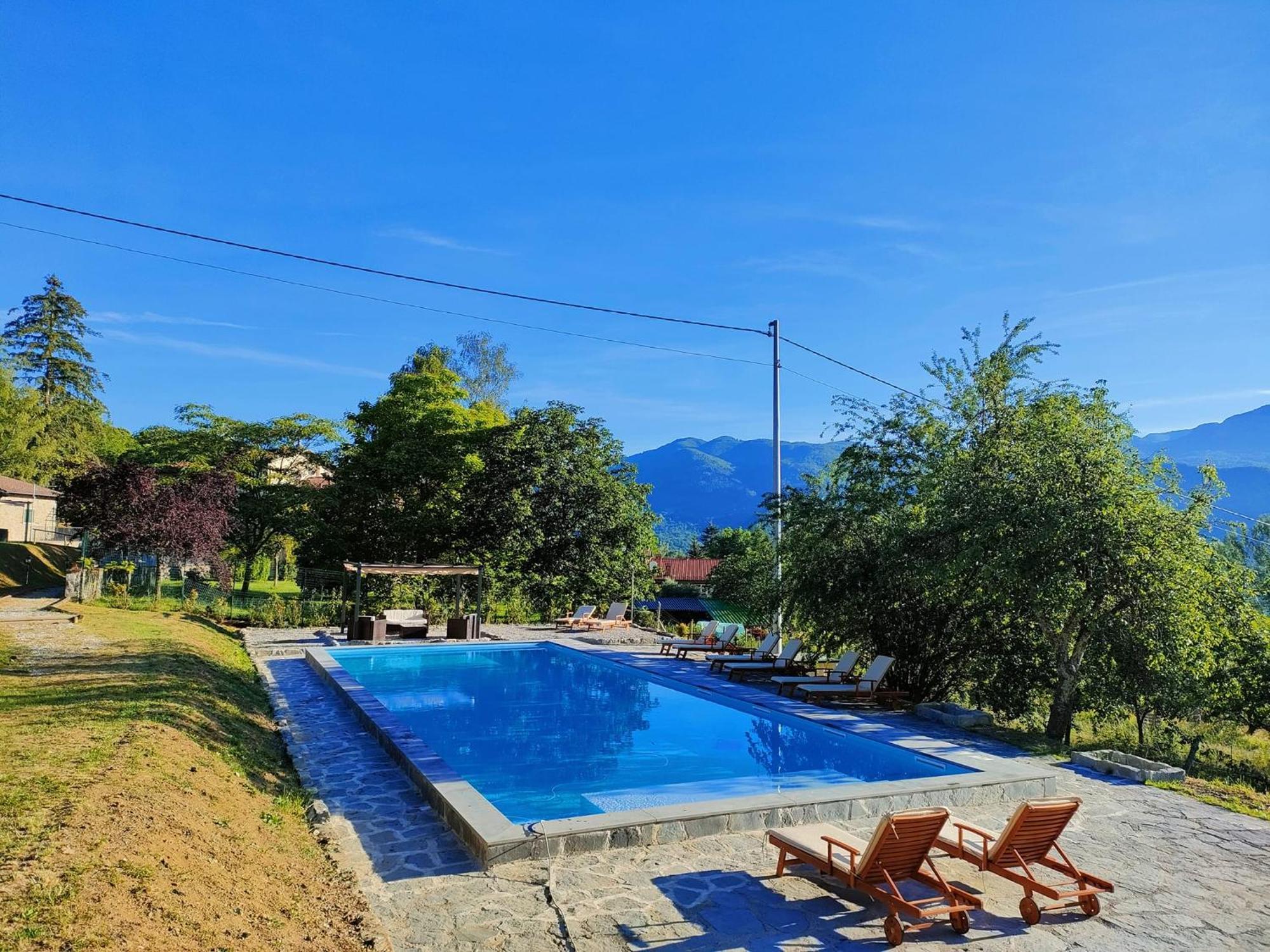 Agriturismo Borgo Biaia Villa Camporgiano Ngoại thất bức ảnh