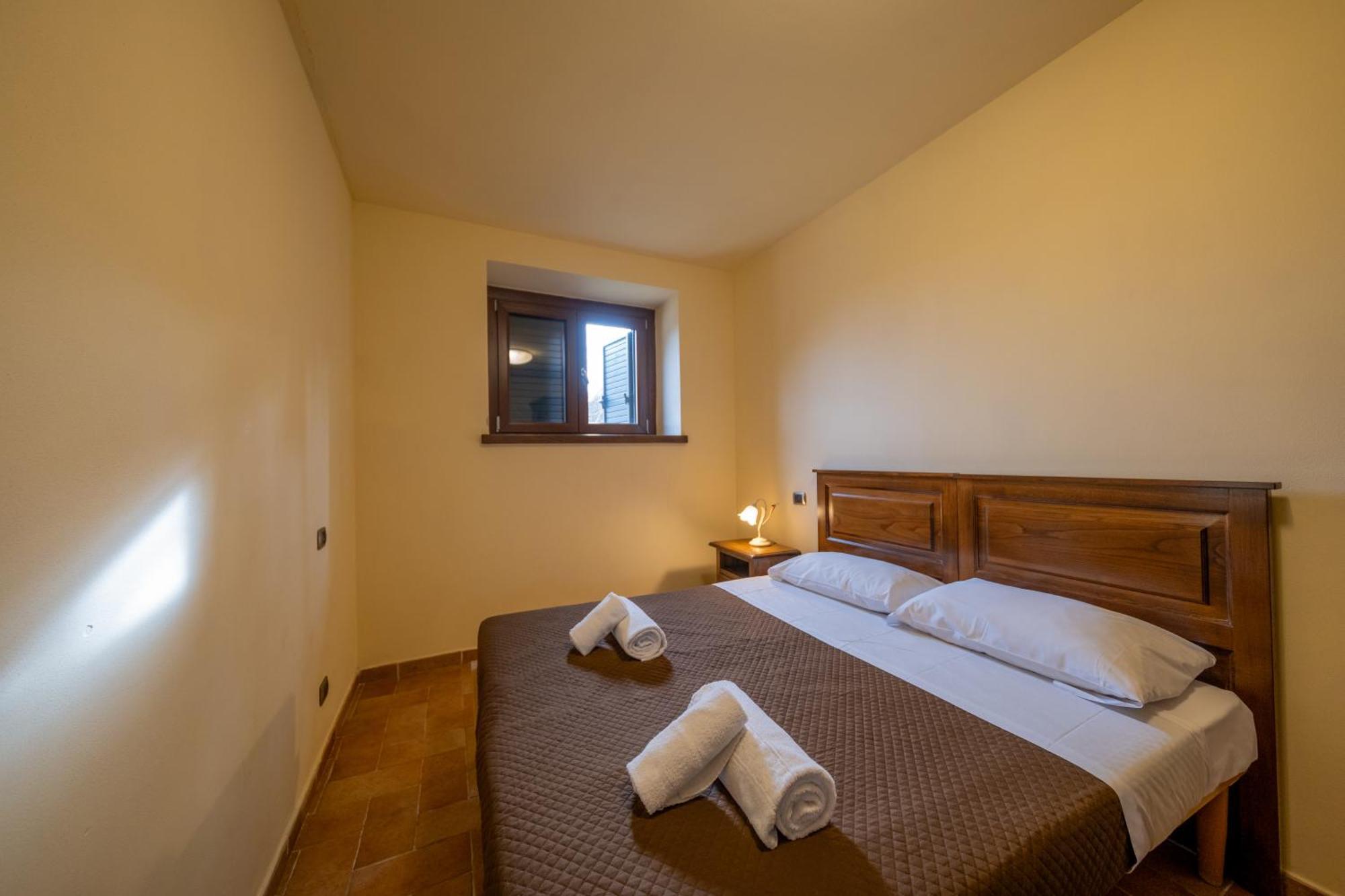 Agriturismo Borgo Biaia Camporgiano Ngoại thất bức ảnh