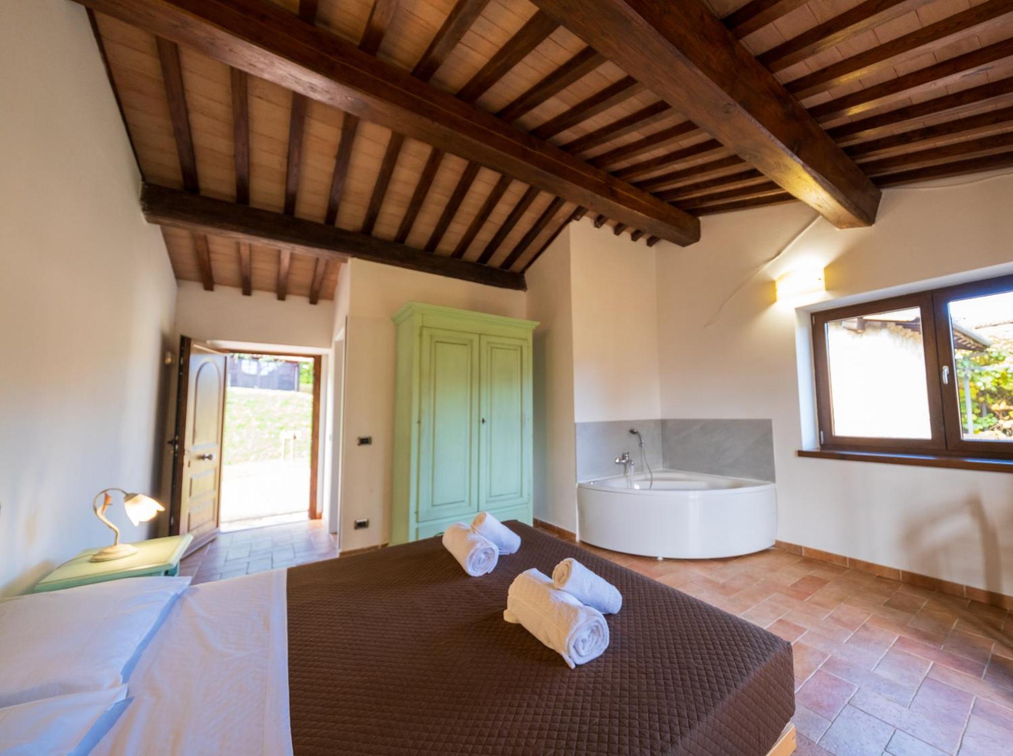 Agriturismo Borgo Biaia Camporgiano Ngoại thất bức ảnh